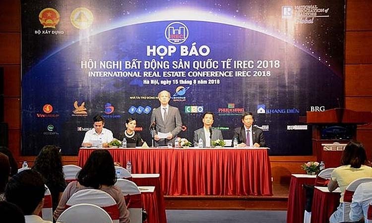 Lần đầu tiên Việt Nam tổ chức sự kiện hội nghị bất động sản quốc tế IREC. Lần đầu tiên Việt Nam tổ chức sự kiện hội nghị bất động sản quốc tế IREC.