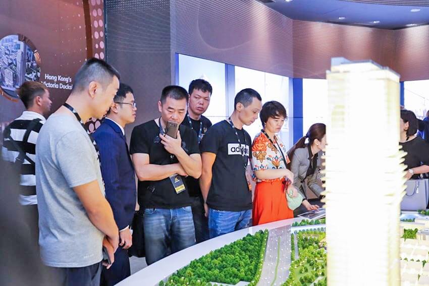 Lượng khách hàng người nước ngoài mua nhà, bất động sản tại Việt Nam ngày một tăng. Đáng kể đến từ Trung Quốc đại lục. Nguồn: Zing.