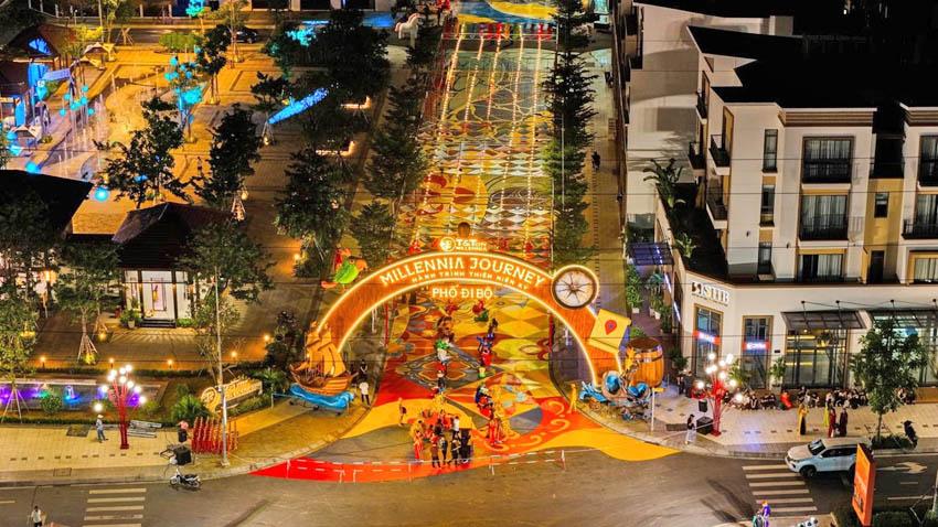 Phố đi bộ T&T City Millennia nhìn từ trên cao.