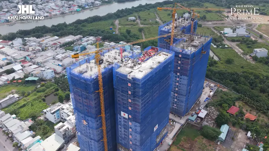 Dự án căn hộ Khải Hoàn Prime cất nóc, đánh dấu cột mốc hoàn thành kết cấu, chuyển sang giai đoạn thi công hoàn thiện, và sẽ bàn giao vào Q2/2027.